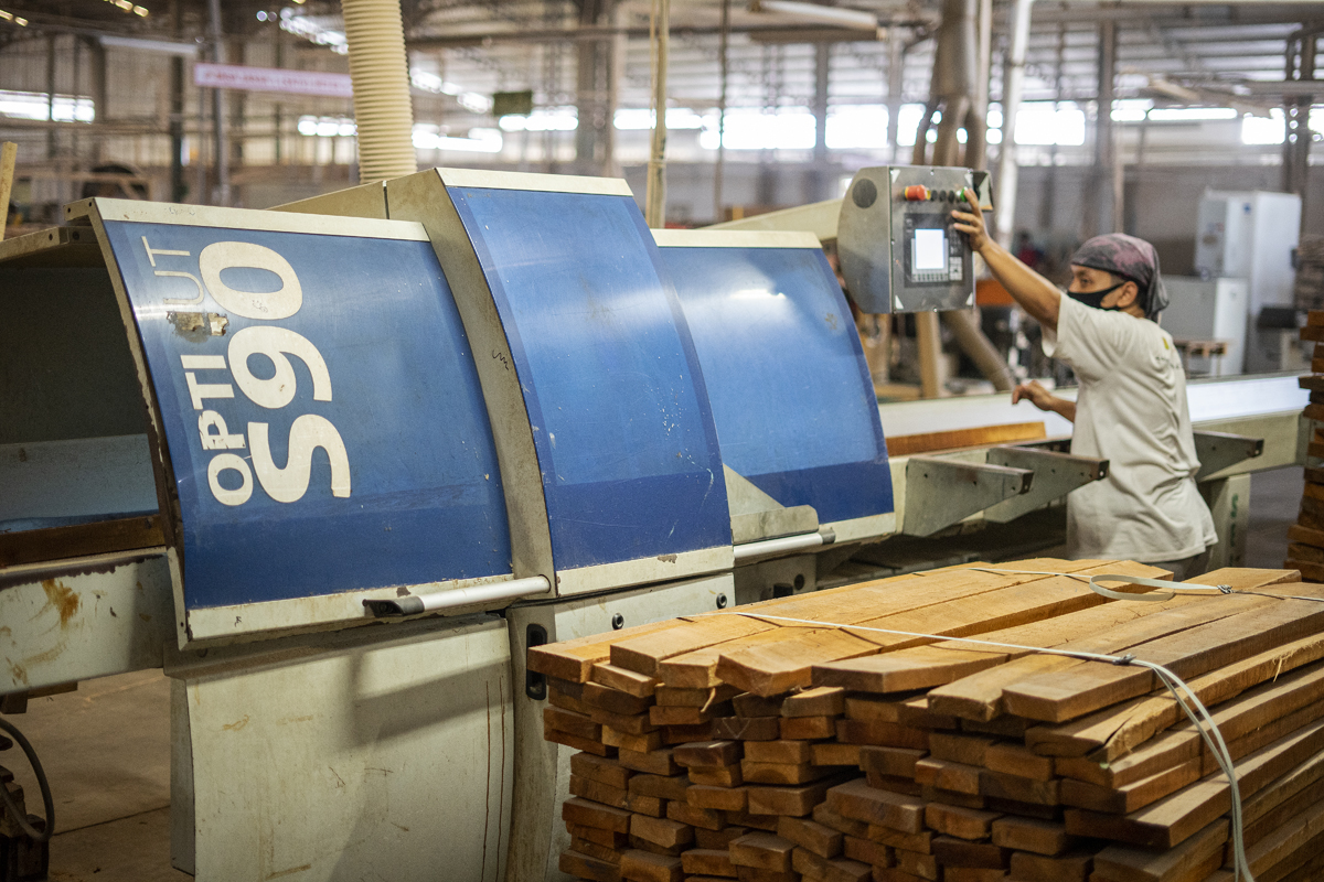 Far East Seating factory in Semarang